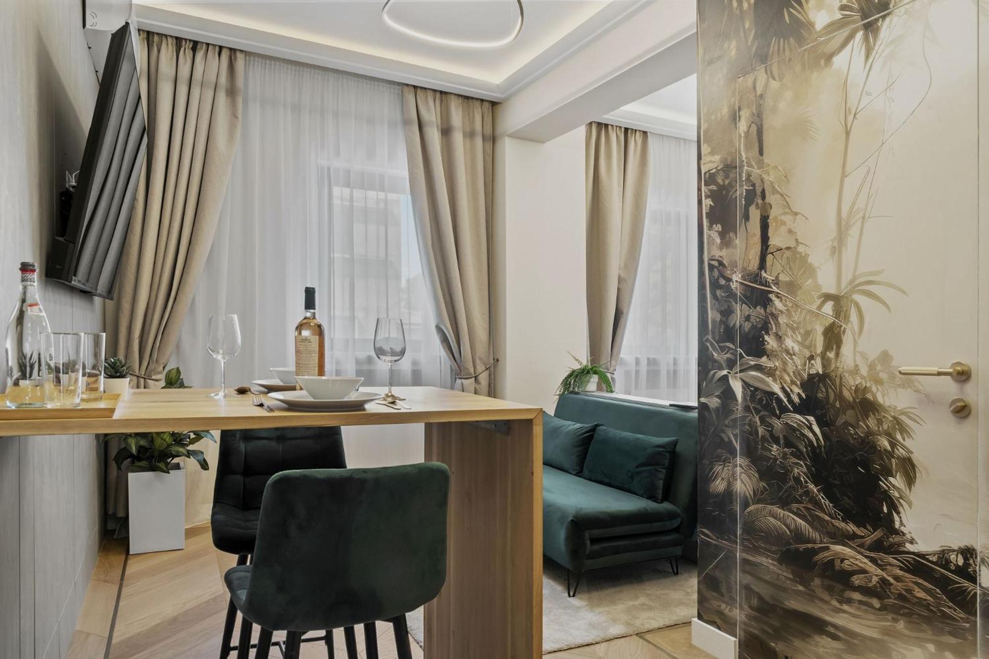 Jungle Breath - Centre Bucarest