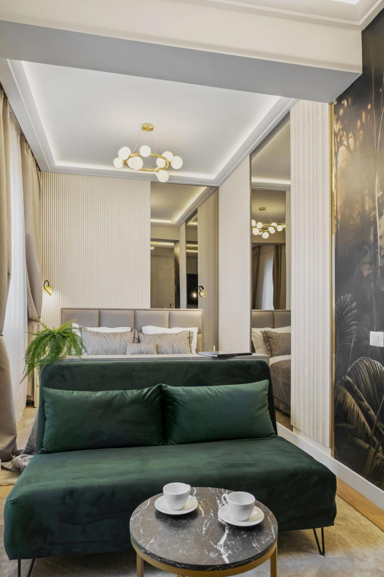 Jungle Breath - Centre Bucarest